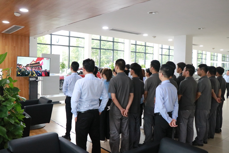 1625537508200855.jpg 金昌汽車4S店黨員職工集中收看直播_副本_副本.jpg