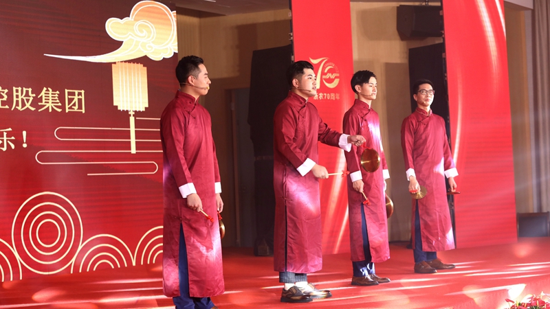 1661822025560981.jpg 5-三句半《汽車行業》_副本.jpg